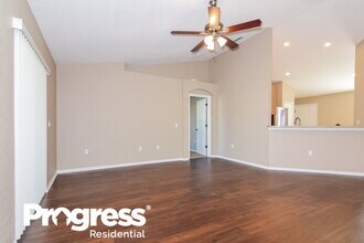 1816 Forest Hill Dr in Bartow, FL - Foto de edificio - Building Photo