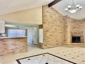 22615 Indian Knoll Dr in Katy, TX - Building Photo - Building Photo
