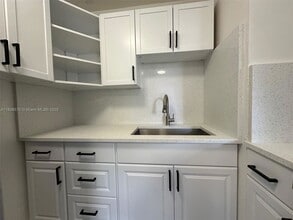 717 NW 5th Ave in Pompano Beach, FL - Building Photo - Building Photo