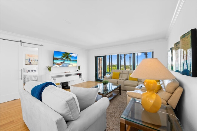 5100 N Ocean Blvd in Lauderdale-by-the-Sea, FL - Building Photo - Building Photo