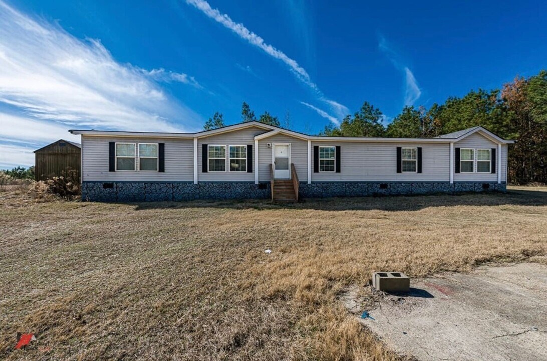 571 7 Pines Rd in Benton, LA - Building Photo