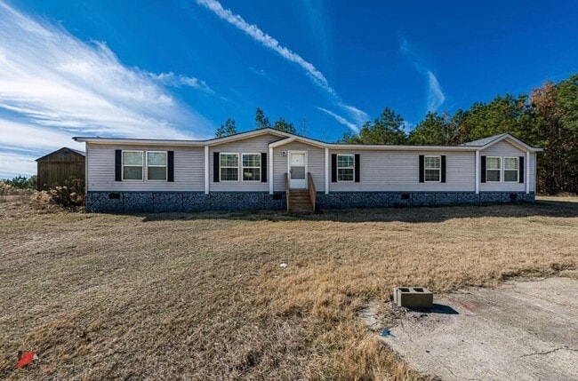 property at 571 7 Pines Rd