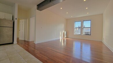 255 Fort Washington Ave in New York, NY - Building Photo - Building Photo