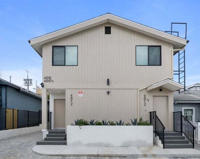 property at 4812 Mascot St