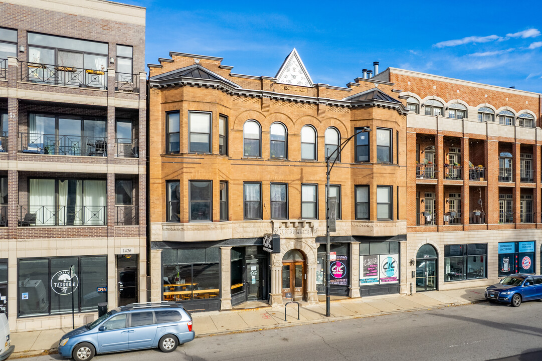 1420 W Irving Park Rd in Chicago, IL - Building Photo