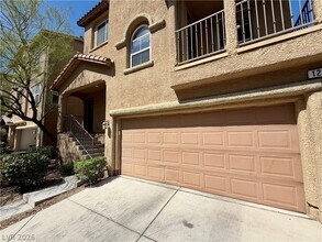 1232 Little Boy Blue Ave in Las Vegas, NV - Building Photo - Building Photo