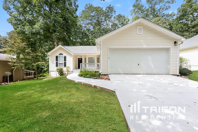 property at 2506 Lakeside Dr