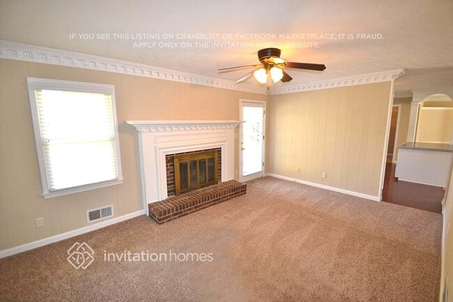 5177 Manitu Ct SW in Lilburn, GA - Foto de edificio - Building Photo