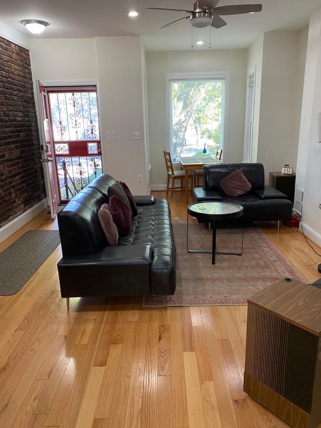 property at 1632 New Jersey Ave NW