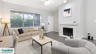 533 Fossil Creek Blvd in Haltom City, TX - Building Photo