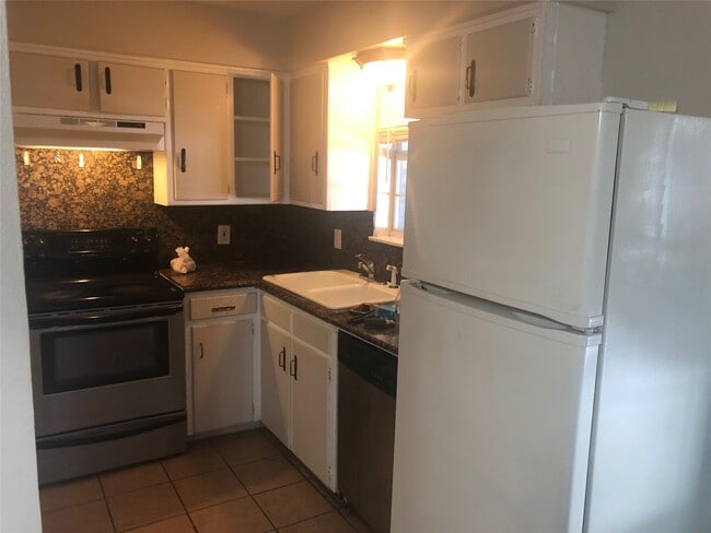 property at 710 Colquitt St