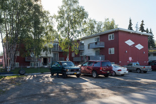 Garfield Manor in Anchorage, AK - Building Photo
