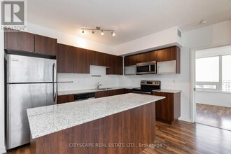 59-1859 E Liberty St in Toronto, ON - Building Photo - Building Photo