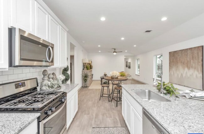 1234 Truckee River Dr in Rosharon, TX - Building Photo - Building Photo