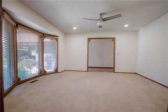 403 S 37th St in Rogers, AR - Building Photo - Building Photo