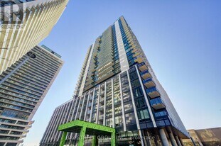 27 Korda Gate in Vaughan, ON - Building Photo