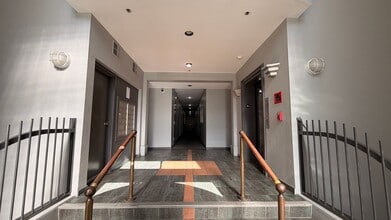 97 E St James St in San Jose, CA - Building Photo - Building Photo