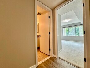 100 Place Ln in Woburn, MA - Building Photo - Building Photo