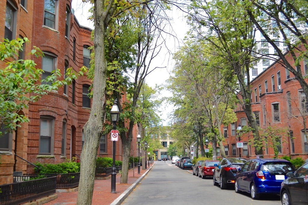 67 St Germain St in Boston, MA - Foto de edificio