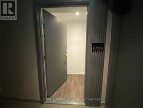 950-6950 Portage Pkwy in Vaughan, ON - Building Photo - Building Photo