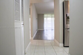 7561 NW 1st St in Margate, FL - Building Photo - Building Photo