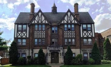 Essex-Morley and Barclay Apartments in Cleveland Heights, OH - Building Photo - Building Photo