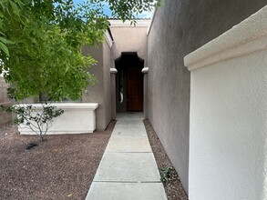 10451 S Frontier Ranch Pl in Vail, AZ - Building Photo - Building Photo