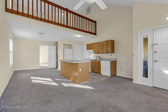 290 N Main St-Unit -B7 in Ocean Township, NJ - Building Photo - Building Photo
