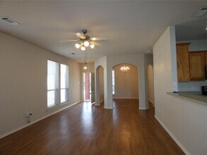 2128 Haylee Dr in Fort Worth, TX - Building Photo - Building Photo
