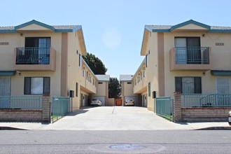 1630-1634 W 145th St in Gardena, CA - Building Photo - Building Photo