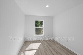 1115 F Ave in Fort Pierce, FL - Foto de edificio - Building Photo