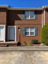 20 Lexington Ct, Unit 20 Lexington Court in Johnson City, TN - Building Photo