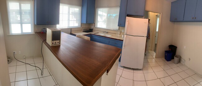 1016 Palm Ave in West Hollywood, CA - Building Photo - Building Photo