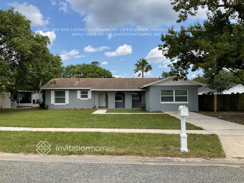 204 N Alderwood St in Winter Springs, FL - Building Photo