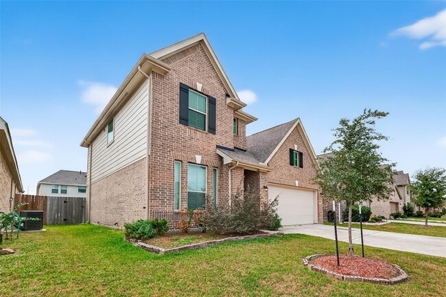 property at 2903 Painted Sunrise Trail
