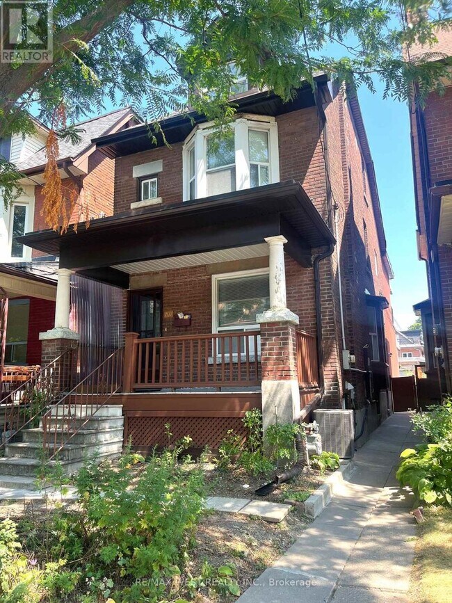 property at 707 Shaw St