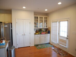 9455 Virginia Jane Way in Owings Mills, MD - Building Photo - Building Photo