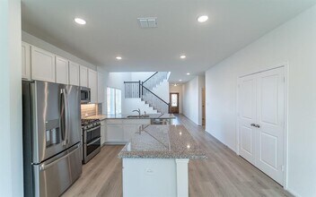 200 Copper Lily Dr in Liberty Hill, TX - Building Photo - Building Photo