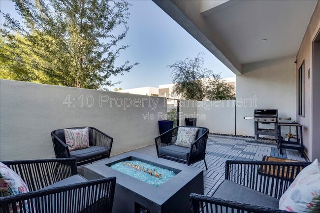 1111 E Missouri Ave in Phoenix, AZ - Building Photo - Building Photo