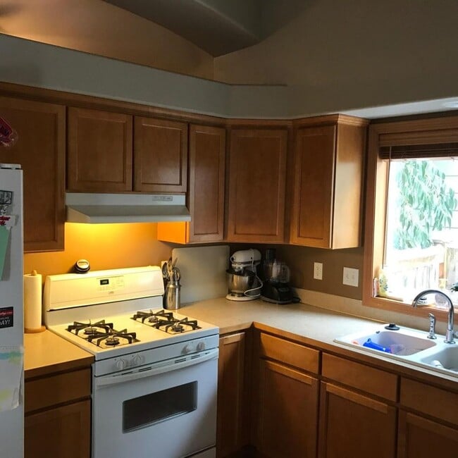 423 Shantel St in Mount Vernon, WA - Building Photo - Building Photo