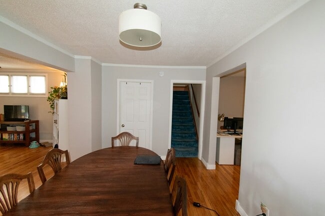 1327 6th St NE in Minneapolis, MN - Building Photo - Building Photo