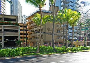 Park Plaza in Honolulu, HI - Foto de edificio - Building Photo