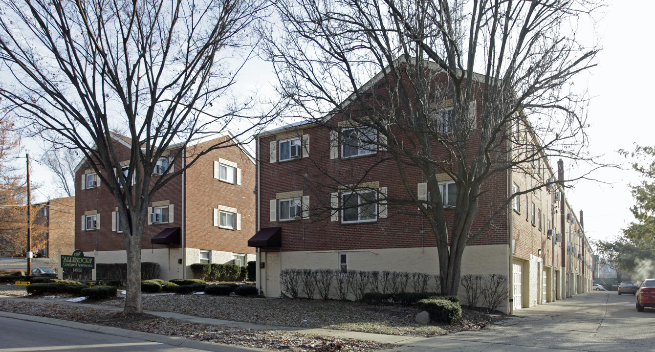 Allendorf Courtyard in Cincinnati, OH - Building Photo