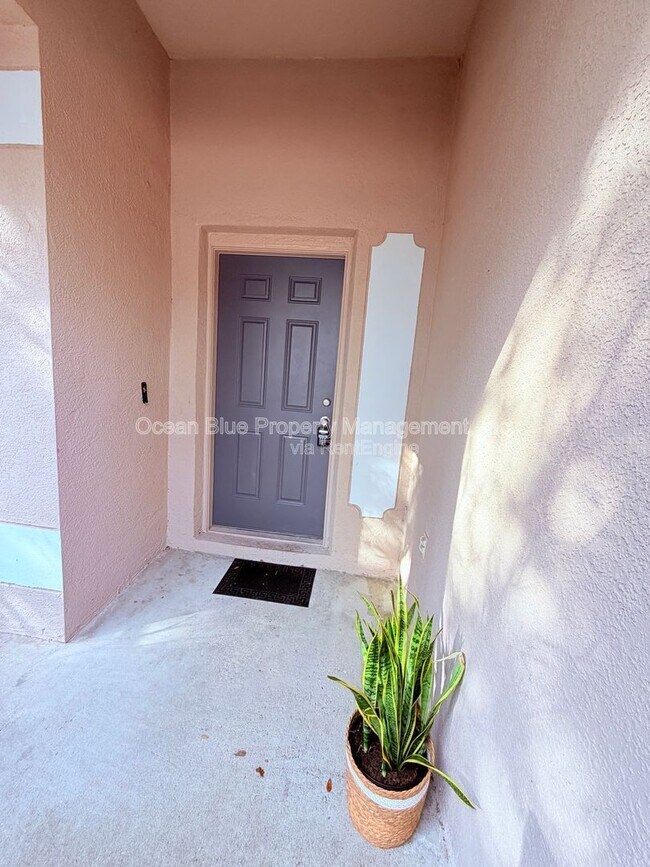 3006 Summer House Dr in Valrico, FL - Building Photo - Building Photo