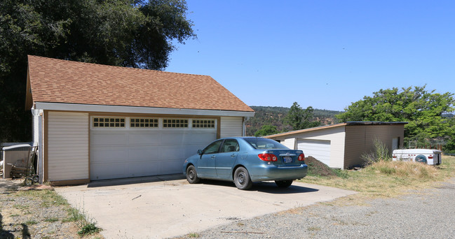 8458 O'Brien St in Smartsville, CA - Building Photo - Building Photo