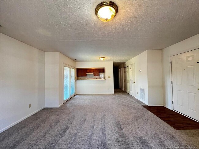 1031 Ancestry Dr in Fayetteville, NC - Building Photo - Building Photo