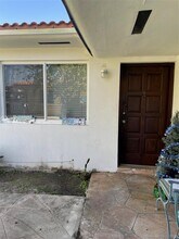 3150 SW 23rd Terrace-Unit -FRONT in Miami, FL - Building Photo - Building Photo