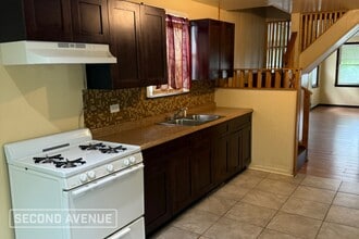 9928 S Wentworth Ave in Chicago, IL - Building Photo - Building Photo