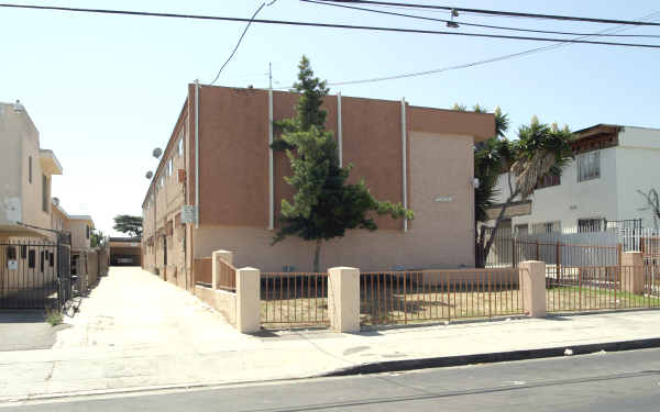 1218 W 107th St in Los Angeles, CA - Building Photo