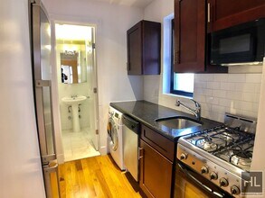 MOTT STREET in New York, NY - Foto de edificio - Building Photo